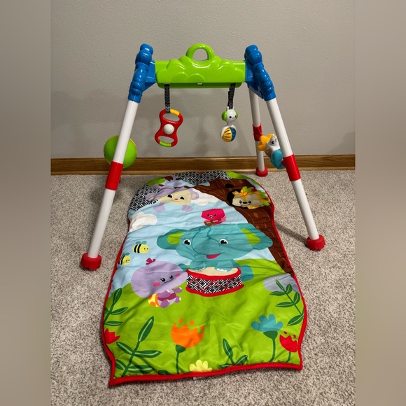 thumbnail image 2 of Smart Steps Jammin Gym With Playmat - The Baby Barrel 2 of 11